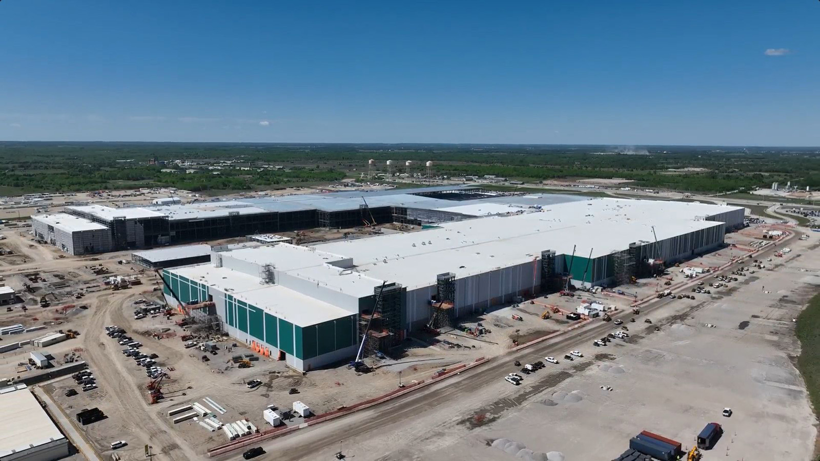 Panasonic targets data centre batteries