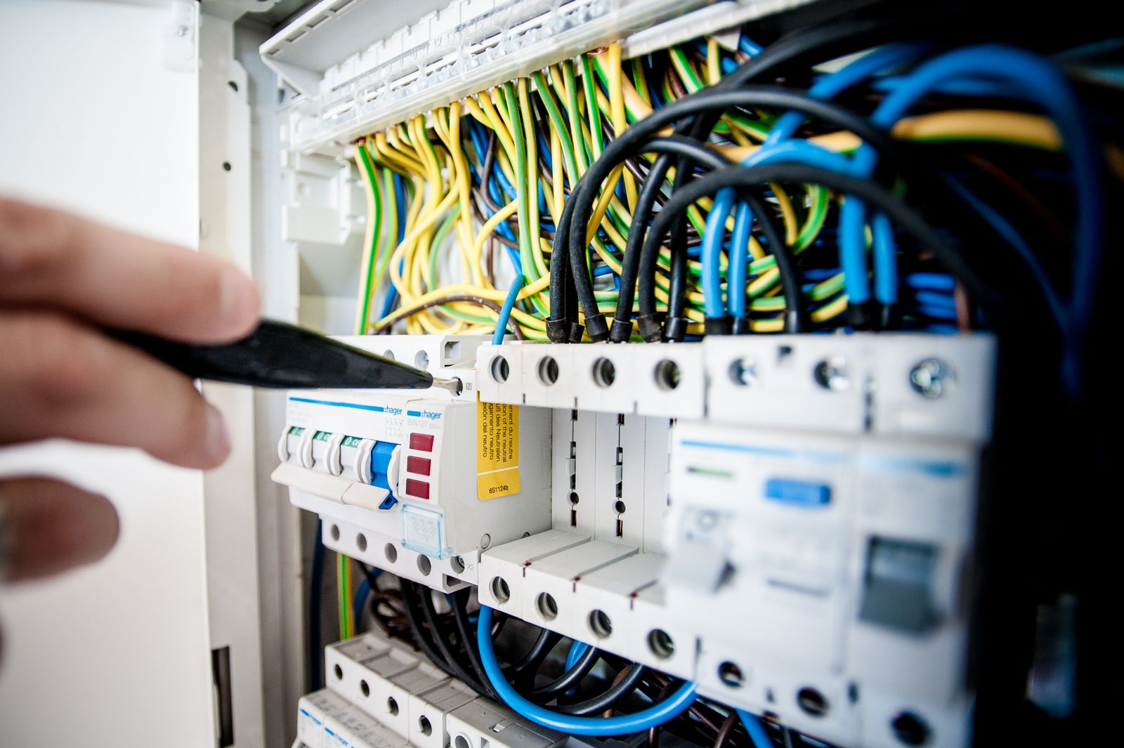 National Grid buys into speed-to-power