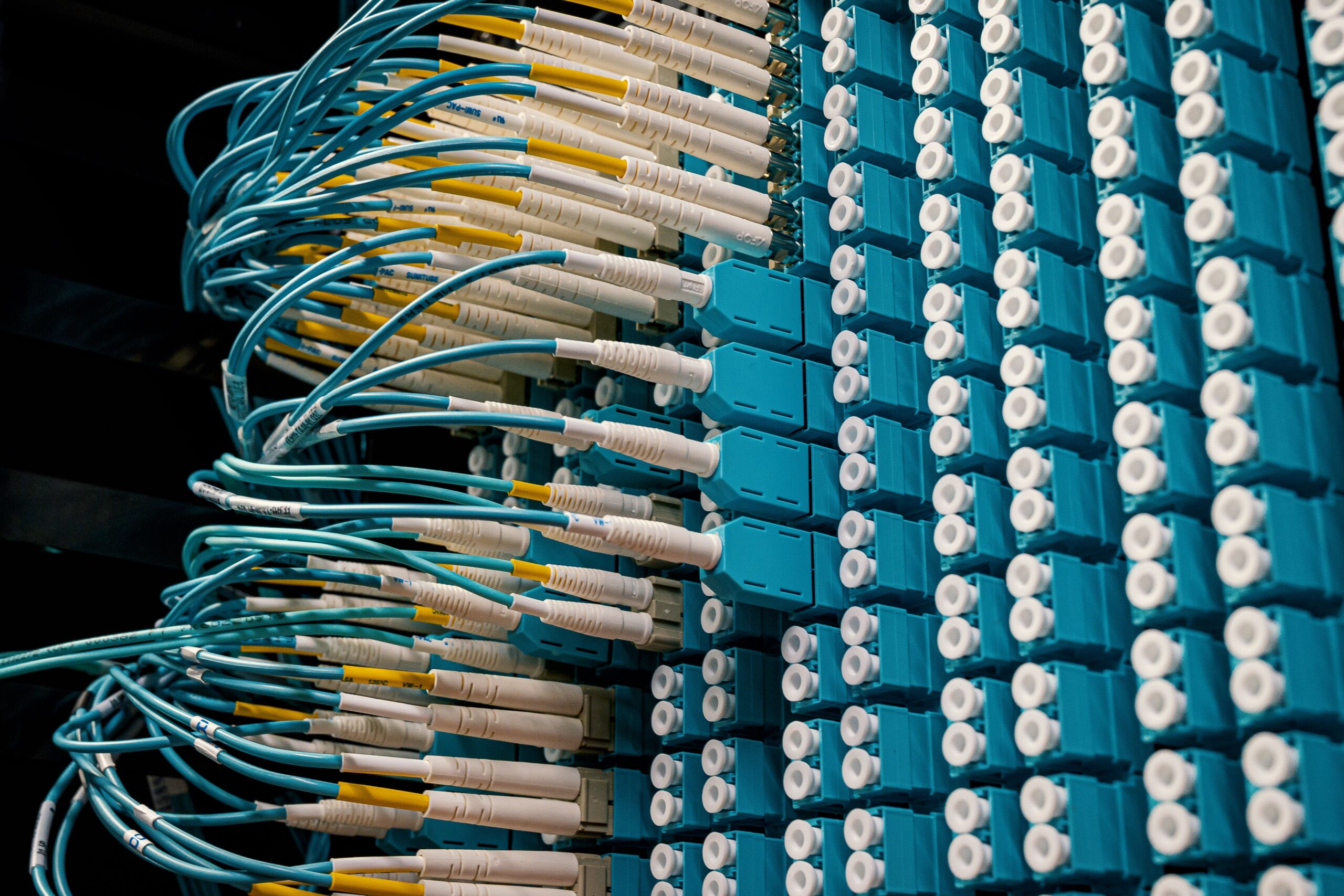 Paris and Milan get a cleaner fibre path Paris and Milan get a cleaner fibre path
