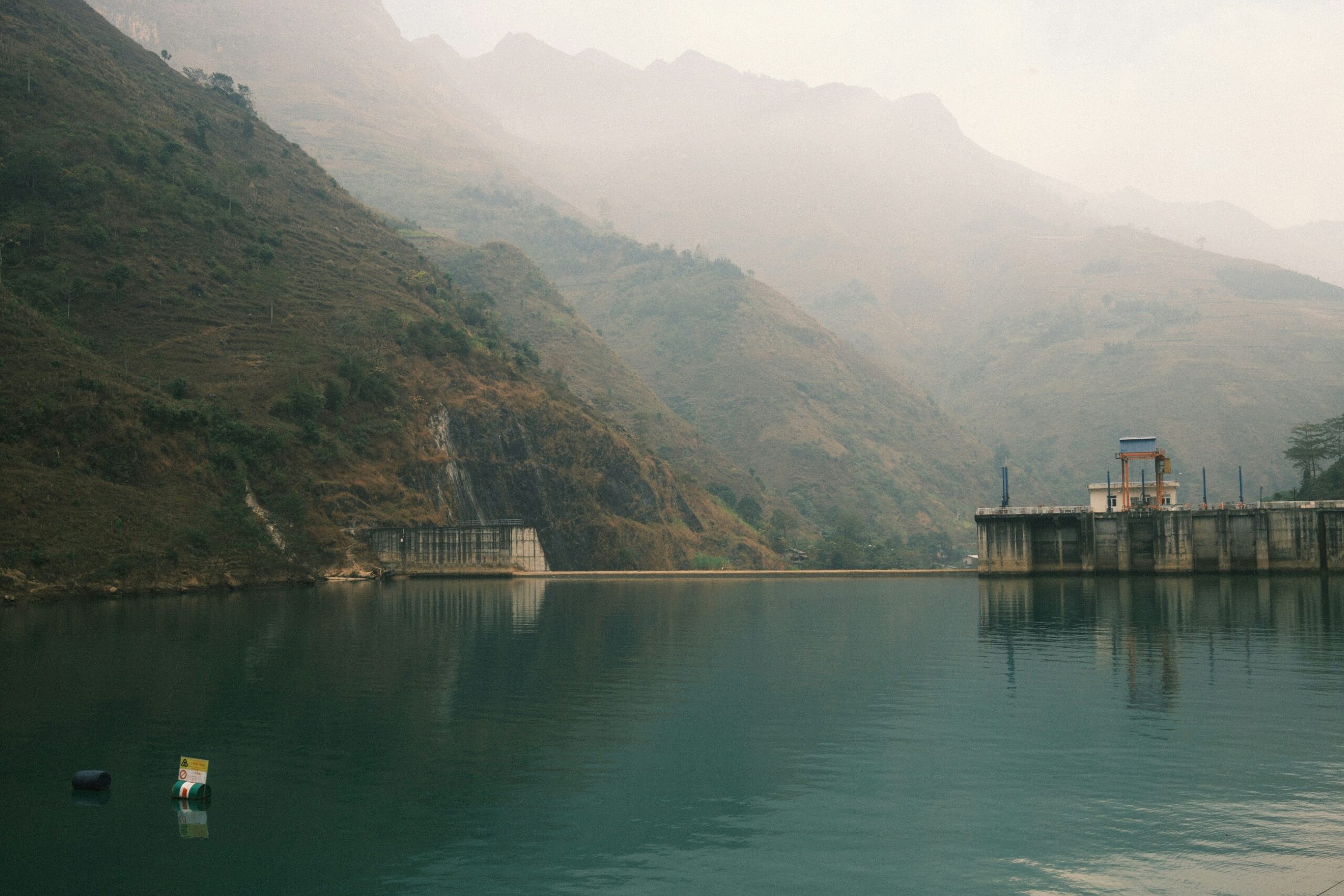 Britain’s AI buildout meets peak water demand Britain’s AI buildout meets peak water demand