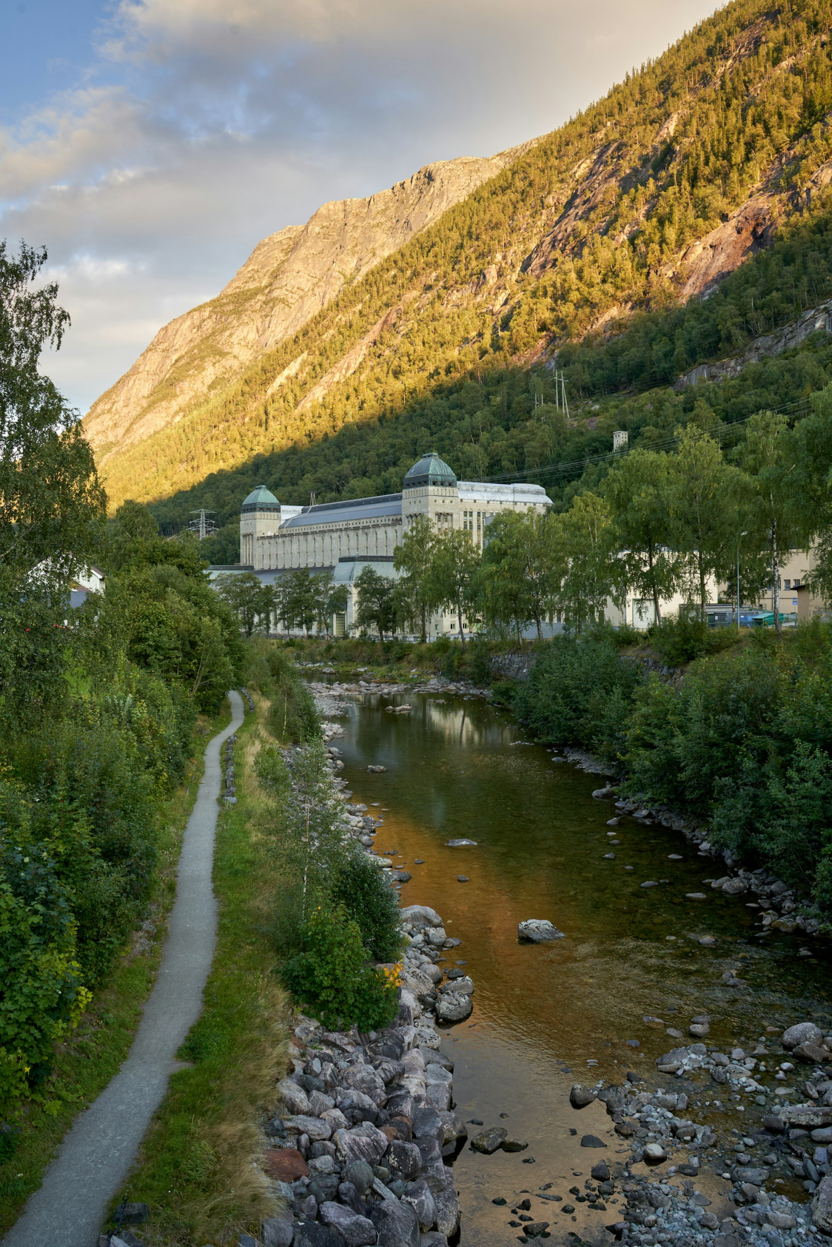 T1 wins approval for Norwegian data centre
