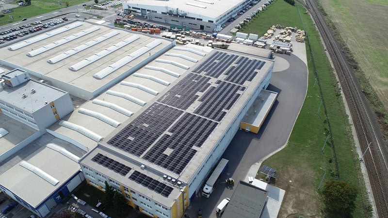 Vertiv expands Slovak power and cooling plant