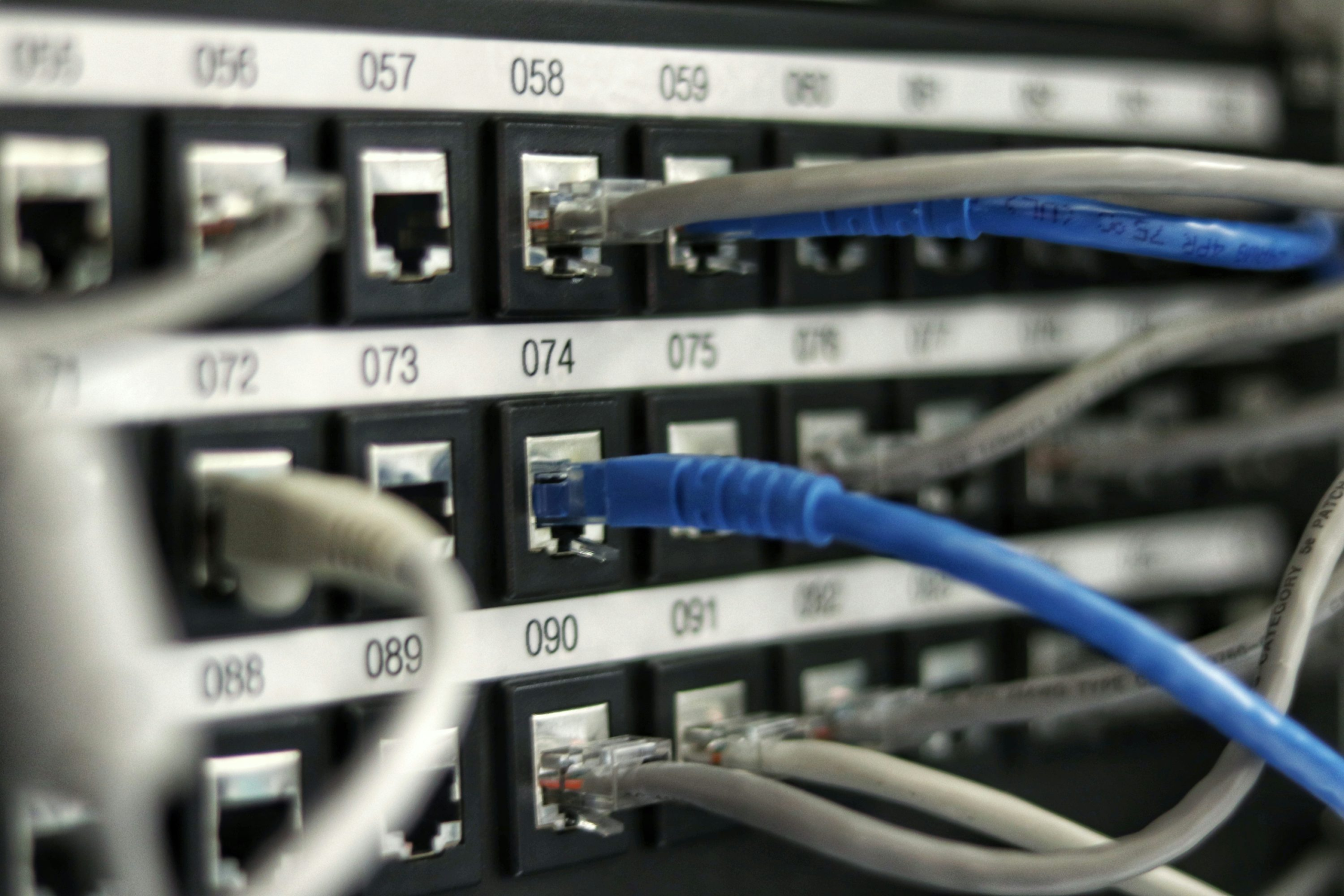 Kyiv attack cuts power to data centre