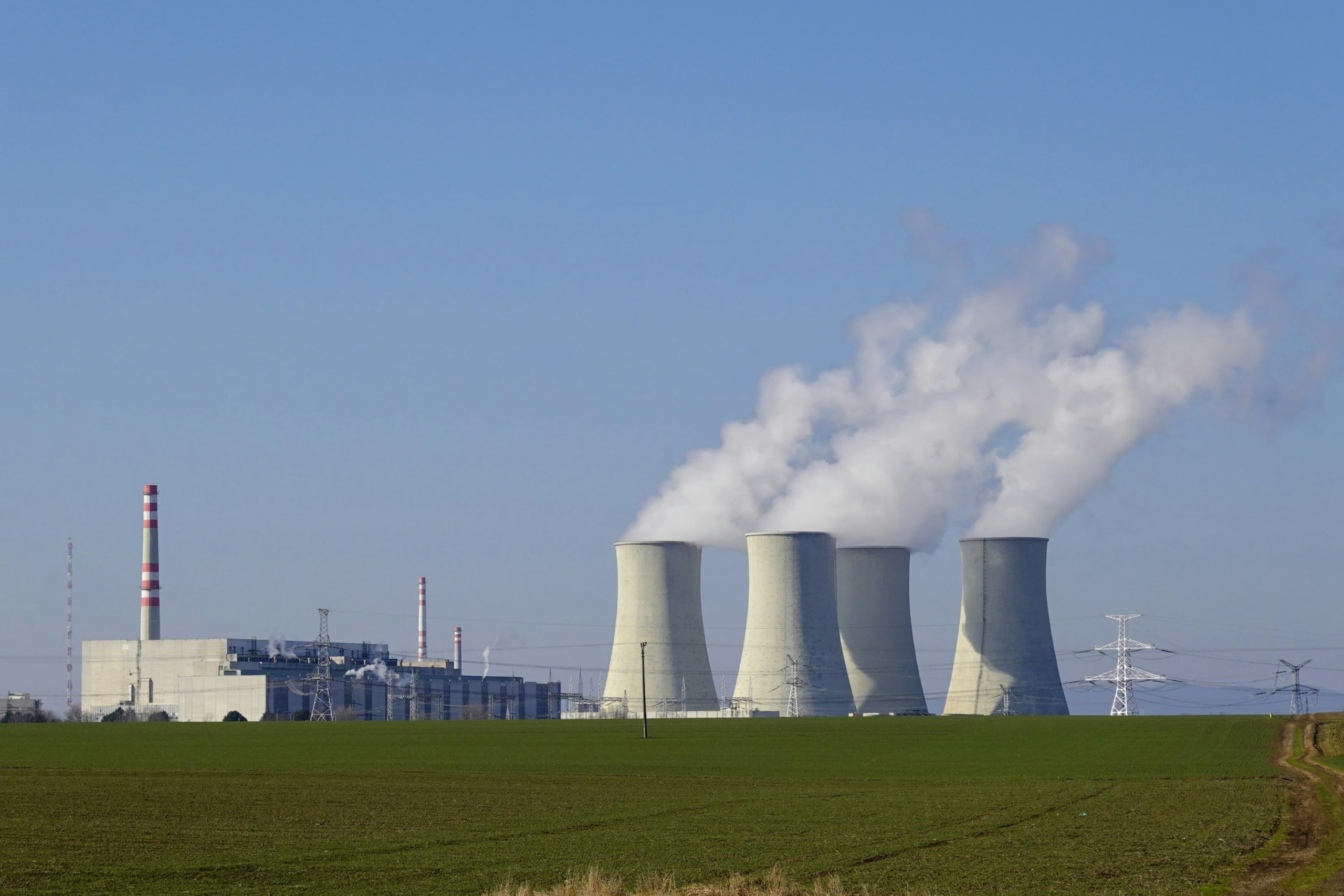 J.P. Morgan links AI demand to nuclear investment